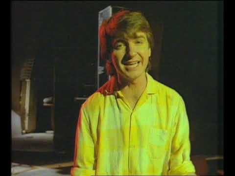 Split Enz — Split Enz - Message To My Girl (Official Video)