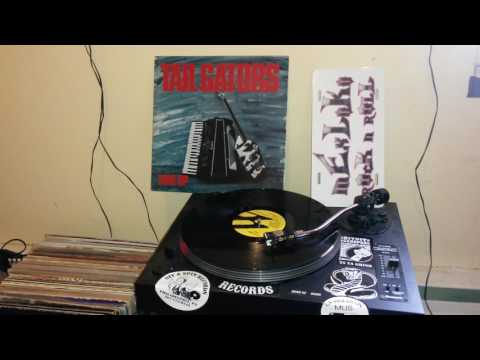 The Tail Gators — TAIL GATORS - TORE UP