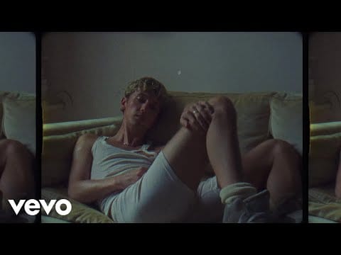 Troye Sivan — In My Room (ft. Guitarricadelafuente)