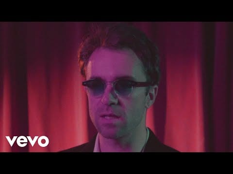 The Vaccines — Discount De Kooning (Last One Standing)