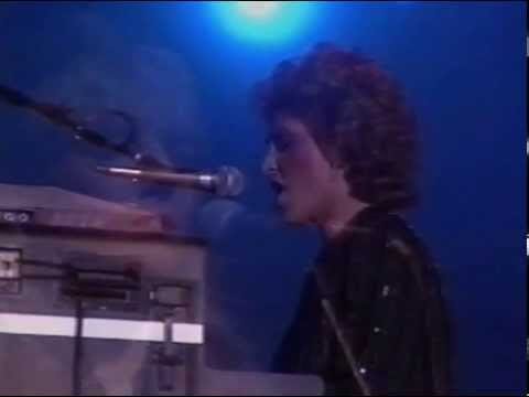 Sally Oldfield — Sally Oldfield (LIVE) In Concert,UK,24.9.1983