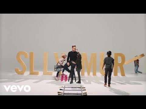 Olly Murs — Olly Murs - Grow Up (Official Video)