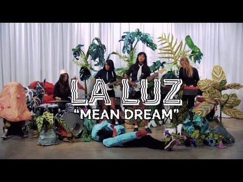 La Luz (2) — La Luz - "Mean Dream" [OFFICIAL VIDEO]