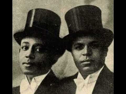 Layton And Johnstone — If I Had A Talking Picture Of You (From Sunnyside Up ) (1930) - Layton & Johnstone