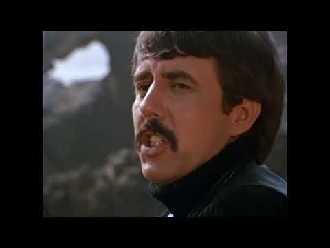 Nancy Sinatra & Lee Hazlewood — Nancy Sinatra & Lee Hazlewood - Some Velvet Morning (Official Music Video)