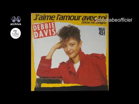 Debbie Davis — Debbie Devis - Don't Blame Her (1984) maxi 45 tours