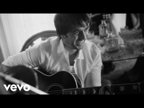 Luis Fonsi — Luis Fonsi - Corazón En La Maleta (Video Oficial)