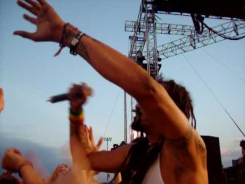 Michael Franti And Spearhead — Soundsystem - Michael Franti & Spearhead - Mile High Music Festival