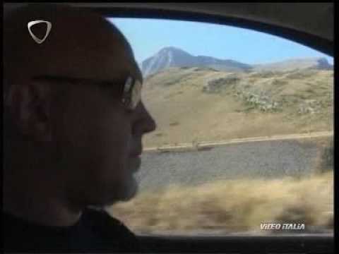 Enrico Ruggeri — Enrico Ruggeri 'A un passo dalle nuvole' VIDEO