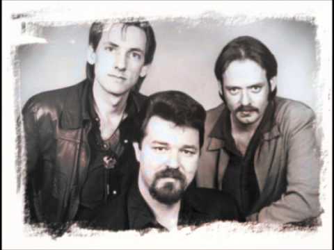 Omar And The Howlers — Lee Anne.wmv
