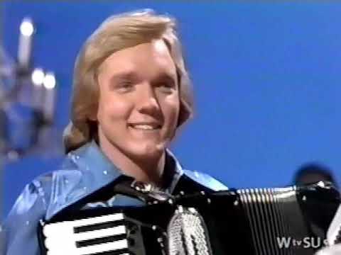 Myron Floren — Lawrence Welk, Myron Floren & Joey Schmidt, danced by Bobby & Elaine with It’s a Small, Small World