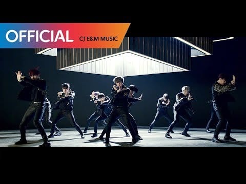 Wanna One — Wanna One (워너원) - 'BOOMERANG (부메랑)' M/V