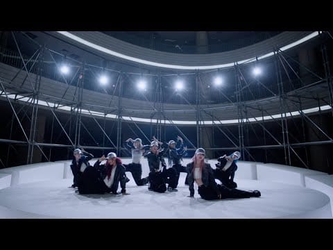Dreamcatcher (13) — Dreamcatcher(드림캐쳐) 'OOTD' Dance Video (MV ver.)