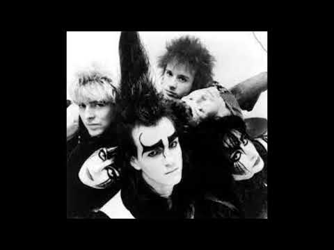 Doctor & The Medics — DOCTOR AND THE MEDICS - LOVE, PEACE AND BANANAS (STUDIO VERSION 1986)