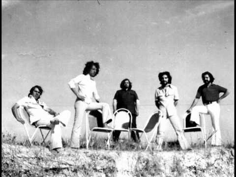 Los Campos — LOS CAMPOS --     AMA SOLAMENTE AMA   --