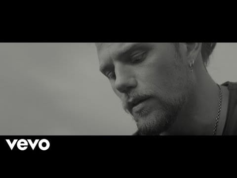 Enrico Nigiotti — Enrico Nigiotti - Nonno Hollywood (Official Video - Sanremo 2019)
