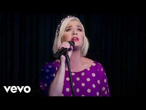 Katy Perry — What Makes A Woman (Acoustic Video)