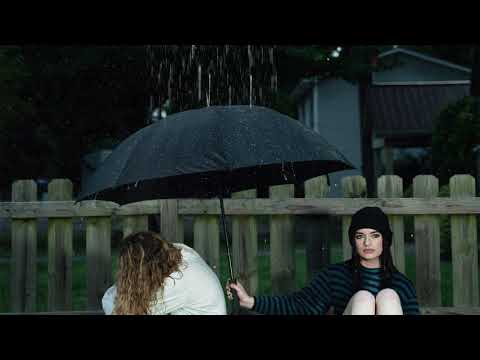 Sara Kays — Sara Kays - Freeze [Official Visualizer]