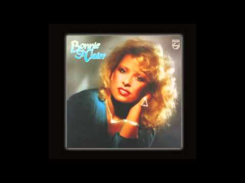Bonnie St. Claire — Bonnie St. Claire - Blijf
