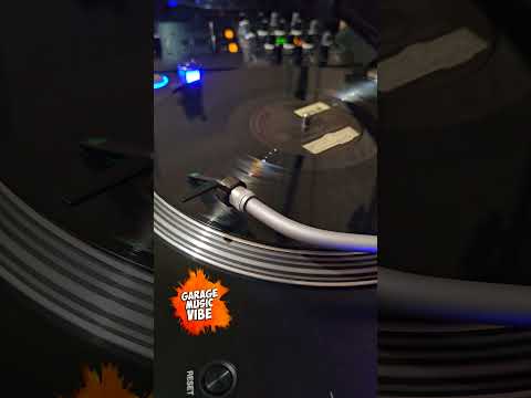 Carolyn Harding — Classic House Garage 90s - Carolyn Harding - I Am What I Am
