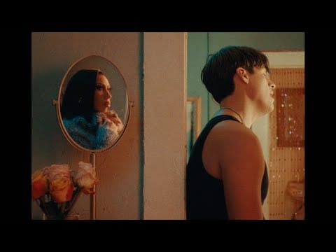Omar Apollo — Bad Life feat. Kali Uchis