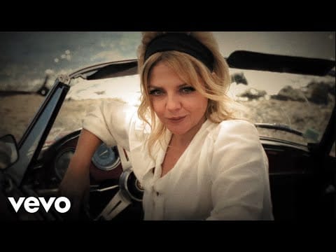Annett Louisan — Annett Louisan - Babyblue (Official Video)