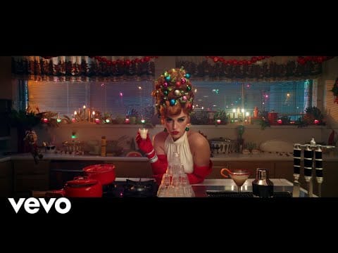 Katy Perry — Cozy Little Christmas