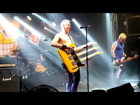 Toy Dolls — Toy Dolls - Dig That Groove Baby - 16 1 2020