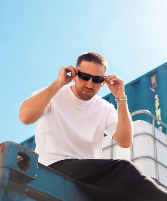 Art Brut, We Are Scientists