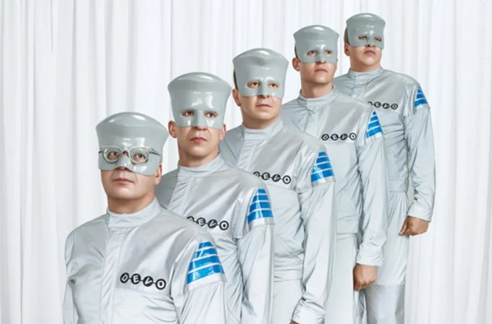 Beautiful world - remastered by Devo