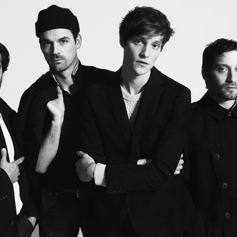 Luv, Hold Me Down by Drowners