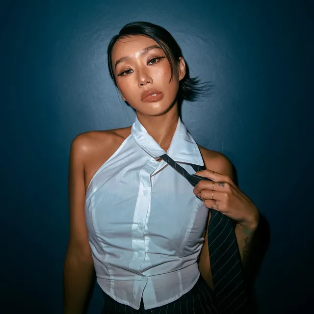 HYOLYN