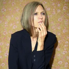 Juliana Hatfield