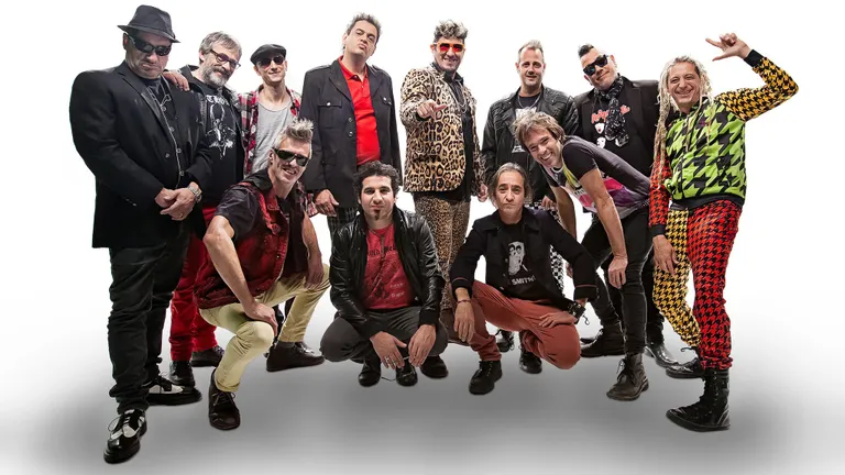 Los Auténticos Decadentes