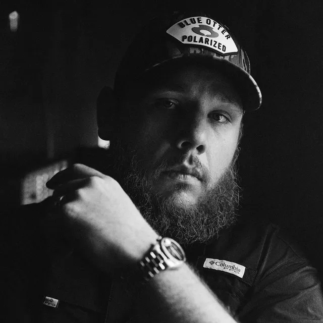 Going, Going, Gone (Acoustic) by Luke Combs
