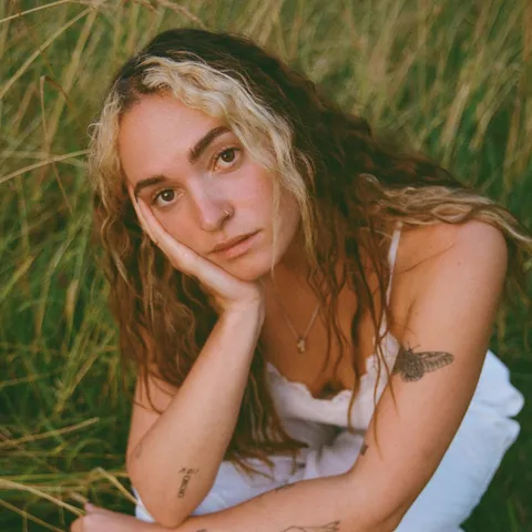 Body on Body by Neomi