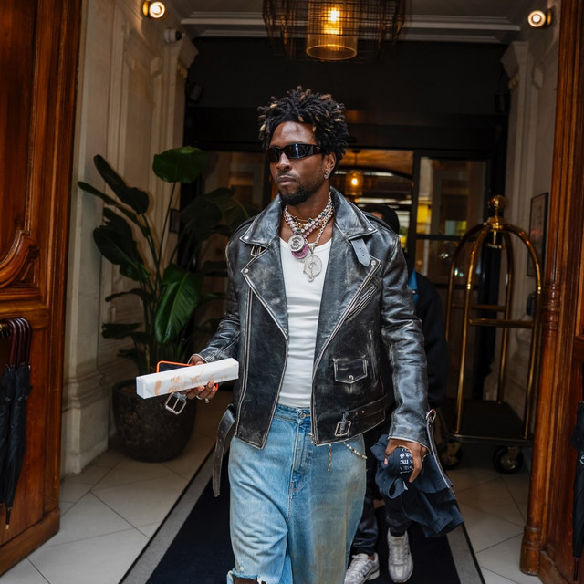 Real Hustler Lyrics — SAINt JHN | Dork