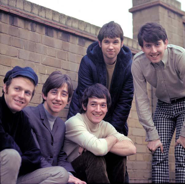 the-hollies-8ec603901f39.jpg?