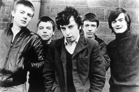 The Undertones
