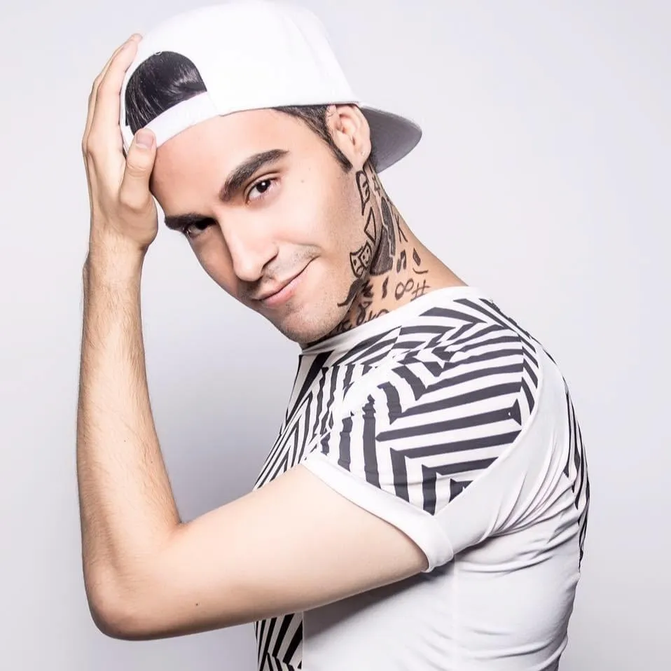 Adrián Estrella