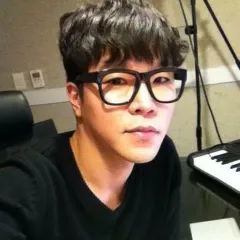 애프터샥 (AFTRSHOK)