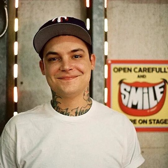 Ahren Stringer