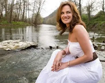 Alecia Nugent
