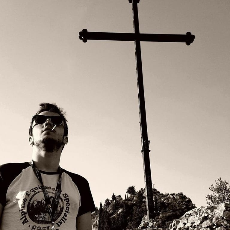Алекзандър Йорданов (Alekzander Yordanov)