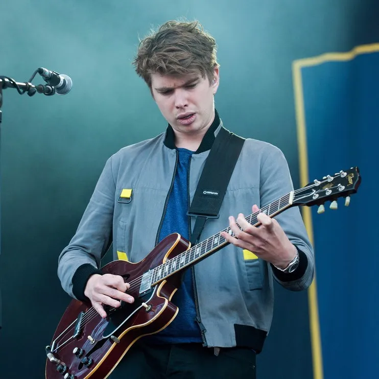 Alex Robertshaw