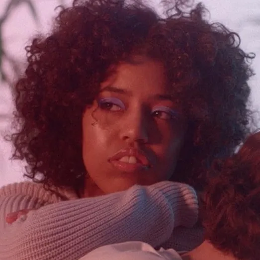 Amber-Simone (UK)