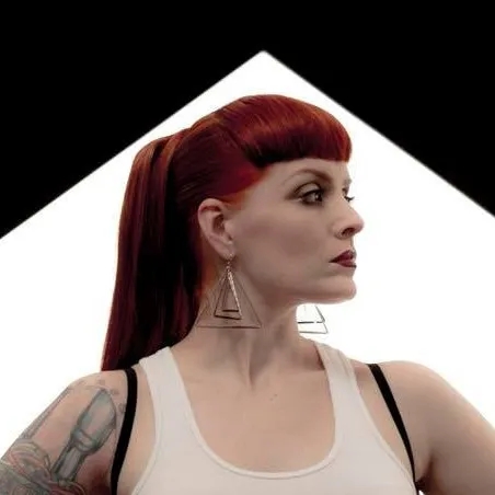 Ana Matronic