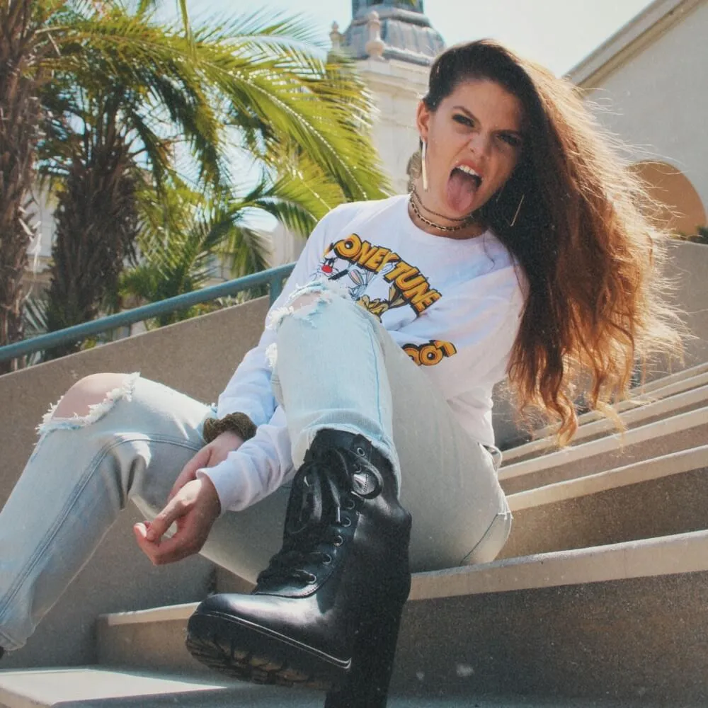 Anna Dellaria