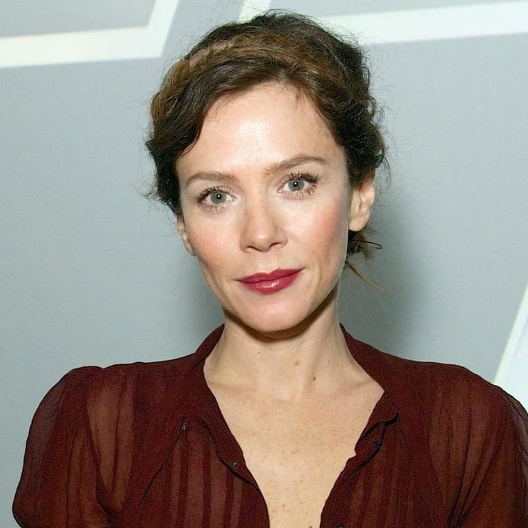 Anna Friel