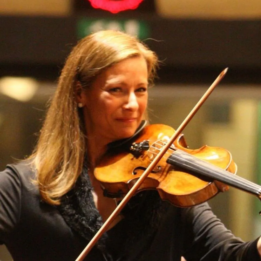 Anne Gravoin